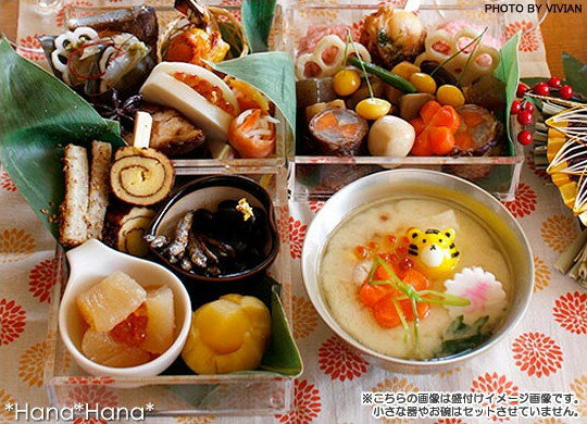 【重箱 おしゃれ】クリア アクリル 重箱 3段 ミニ(S) 13.5cm 透明 夏も人気のおしゃれな重箱 【送料無料】【フランス産ゲランドの塩おまけ】【同梱商品も送料無料】【新生活】