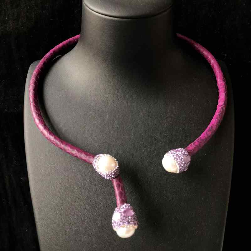 チョーカー レディース 天然 バロック 淡水パール パール レザー 革 ハート型 パープル 紫 ファッション 通勤 オフィス 普段使い