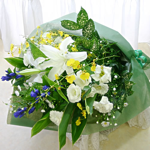●2980円のお供え用花束.