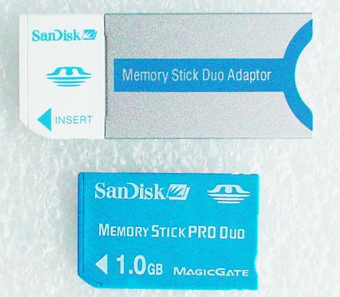 純正新品SandiskメモリスティックProDuo1GB＋Duoアダプタ(メール便送料160円)