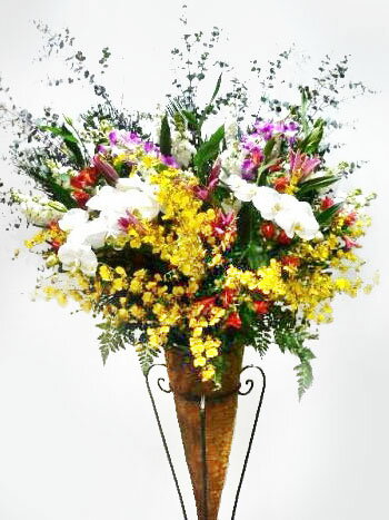 送料無料！ 季節のお花　お祝い　籐のスタンド花　30000円　無料札付き　本州宅配可能　