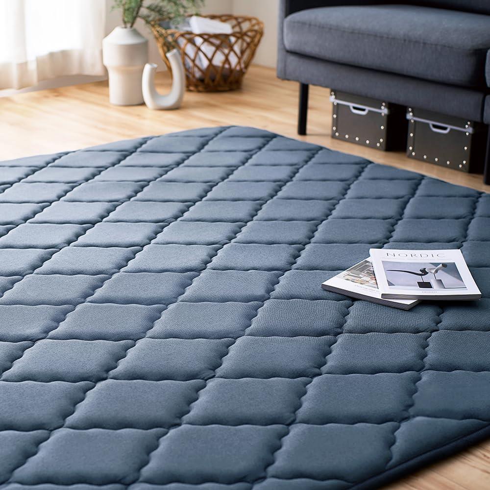 アイリスオーヤマ キルトラグ 185×185cm カーペット 【極厚ウレタン30mm】 オールシーズン対応 ネイビー クッションラグ 厚手 ACRQ-C1818