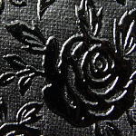 合皮　エンボス　バラ　黒　[GM-1939]【レザーの切売】輝く黒エナメルのバラ柄合皮生地