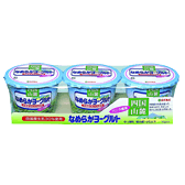 らくれん　四国山麓なめらかヨーグルト　70g×3p　6個入り（計18個）自然豊かな四国の牧場で、すくすく育った乳牛からとれた生乳を使用しました。なめらかな食感と、まろやかなバニラ風味が楽しめる、おいしいヨーグルトです