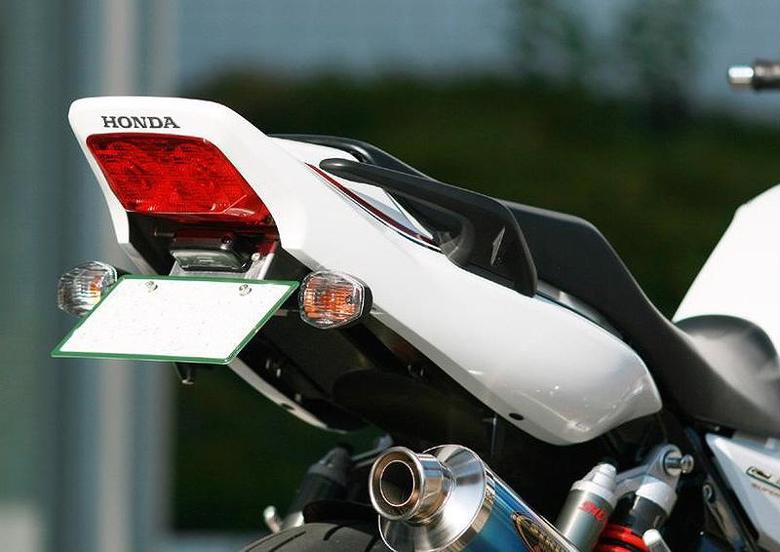 ストライカー フェンダーレスキット CB1300SF/SB 03-10 《ストライカー SS-FL532》