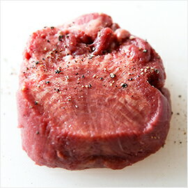 【NZ産ビーフ 牛タンブロック（ムキタン）】牧草牛100％の赤身肉！成長促進ホルモン剤、抗生物質未残留【約750g】世界最高の安全水準 のNZ産（牛たん 厚切り ビーフ beef 100％ skinless tongue）
