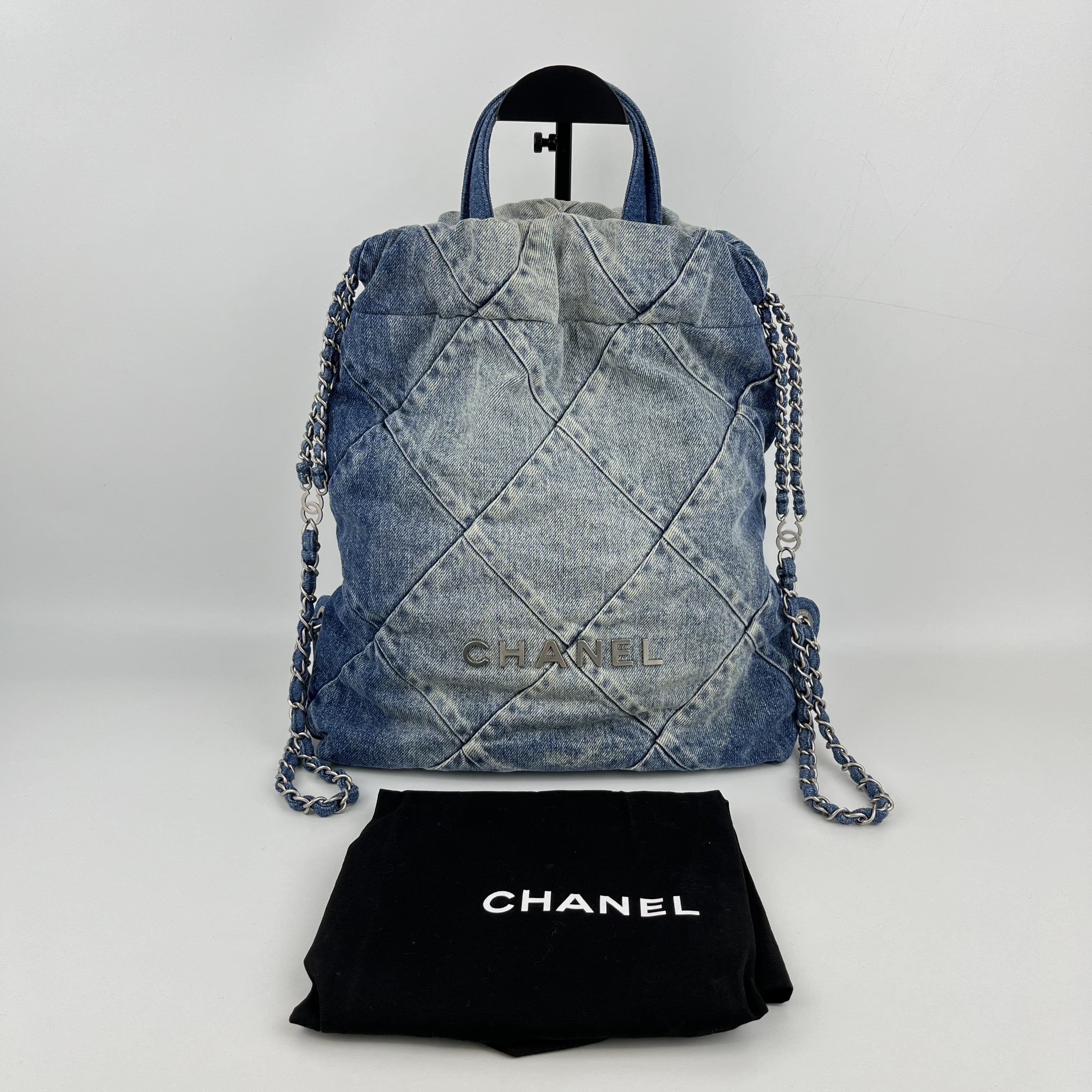 【中古】CHANEL シャネル ココマーク 22バッグ リュックサック バックパック ブルー デニム IC番台 ヴィンテージ レディース【中古美品】HIBUOCHI VINTAGE