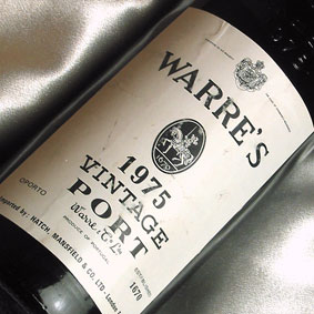 [1975]（昭和50年）ワレ　ワレ　ヴィンテージ・ポート'75　 Warre's Vintage Port [1975]（750ml　赤 ワイン）生まれ年・お誕生日に