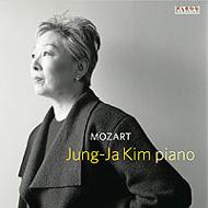 Mozart モーツァルト / ピアノ・ソナタ第4番、第16番、他　キム・ジュンジャ（ピアノ） 輸入盤 【CD】