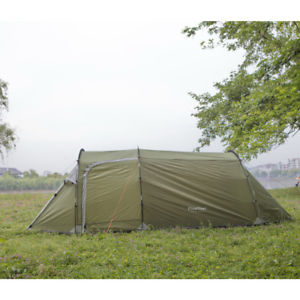 【送料無料】キャンプ用品　3 ファミリーグラウンドシートトンネルハイキングテント3 man family tent easy build hiking camping tunnel shelter sewn in groundsheetの画像