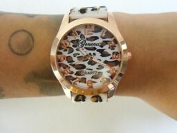 【送料無料】montre fantaisie originale plastique lopard panthere cheetah blanc marron pinup