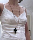 【送料無料】アクセサリー ネックレスグランドクロワカレノワールガラスgrand pendentif croix carre cristal noir chaine cuivre 84 cmm