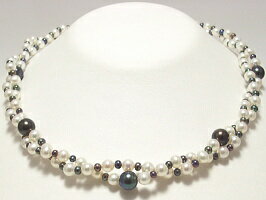 アコヤ真珠＆淡水真珠デザインネックレス気品あるホワイト＆ブラックカラー！ゴージャスフォルムの