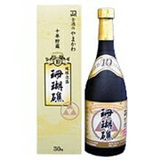 山川酒造　泡盛　珊瑚礁古酒10年720ml　30度　【日本の島_名産品】