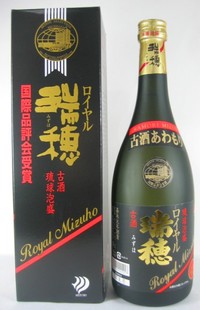 【瑞穂酒造】ロイヤル瑞穂　43度　720ml　泡盛