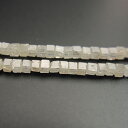 ホワイトダイヤモンドAAAキューブ1.8〜2.4×2.2〜2.5×2.2〜2.5mm 1粒売り 石の蔵