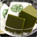 宇治抹茶チョコレート「まっちゃ綴り(つづり)」30枚 桐箱入《バレンタインギフト特集》【ご注文後の変更・キャンセル不可】§京都 宇治のお茶屋作挽きたて抹茶をたっぷり使った濃厚抹茶味です。