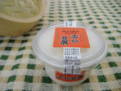 中華点心 李白四川　杏仁豆腐(アンニンドウフ)　110g