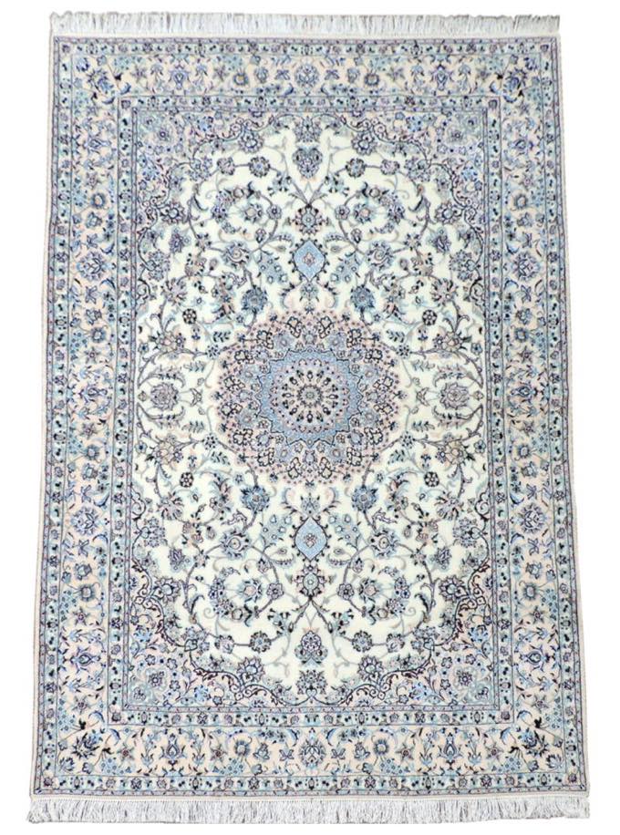 ペルシャ絨毯 カーペット ウール シルク 手織り 高級 ペルシャ絨毯の本場 イラン ナイン産 中型サイズ 250cm×163cm【本物保証/直輸入】