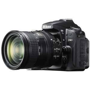 【送料無料】★ニコン　NIKON　デジタル一眼レフカメラ　ニコン　D90(AF-S DX VR 18-200G レンズキット)【税込】 D90LK18-200VR [D90LK18200VR]