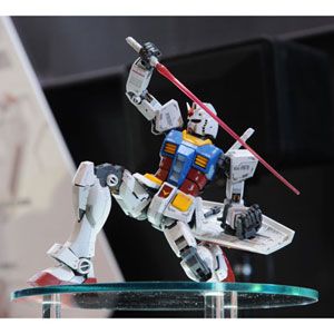 1/100 MG ガンダム RX-78-2 Ver.3.0（機動戦士ガンダム）  バンダイ [MGガンダムRX-78-2VER3]