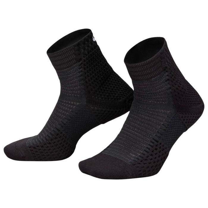 ナイキ Nike 【 Unicorn Ankle Socks Men's Black/Black 】 ソックス・靴下 インナー 下着 ナイトウェア メンズ 靴下 レッグウェア 靴下 メンズ 黒色 ブラック