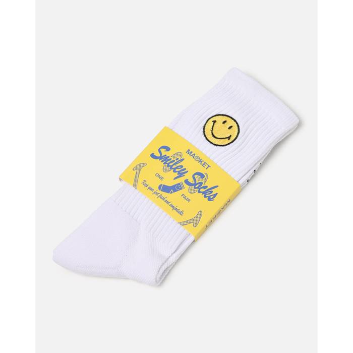 Market 【 X Smiley Badge Crew Socks Mens White 】 クルー ソックス・靴下 インナー 下着 ナイトウェア メンズ 靴下 レッグウェア 靴下 メンズ 白色 ホワイト