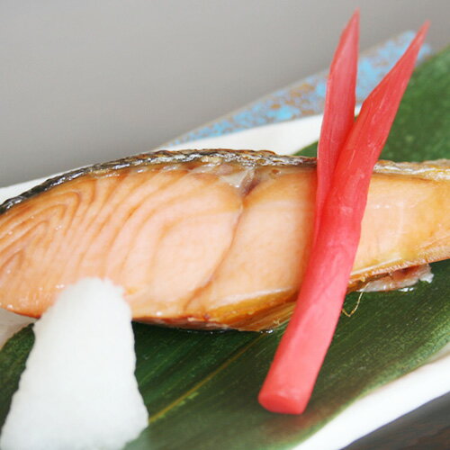 新潟県村上名産　塩引鮭（塩引き鮭）半身姿造り　4kg前半の半身　