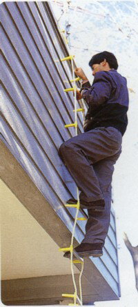 アルミ避難用縄はしご15mもしもの時に・・縄はしごがあれば脱出可能です！！