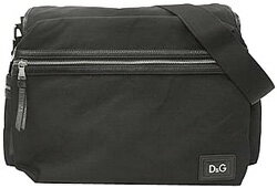 D&G ディー＆ジーナイロン　ショルダーバッグロゴプレート　ブラック（金具：シルバー）DM0298-E4982-80999ドルガバ　ドルチェ＆ガッバーナDOLCE&GABBANABAG バック かばん 鞄