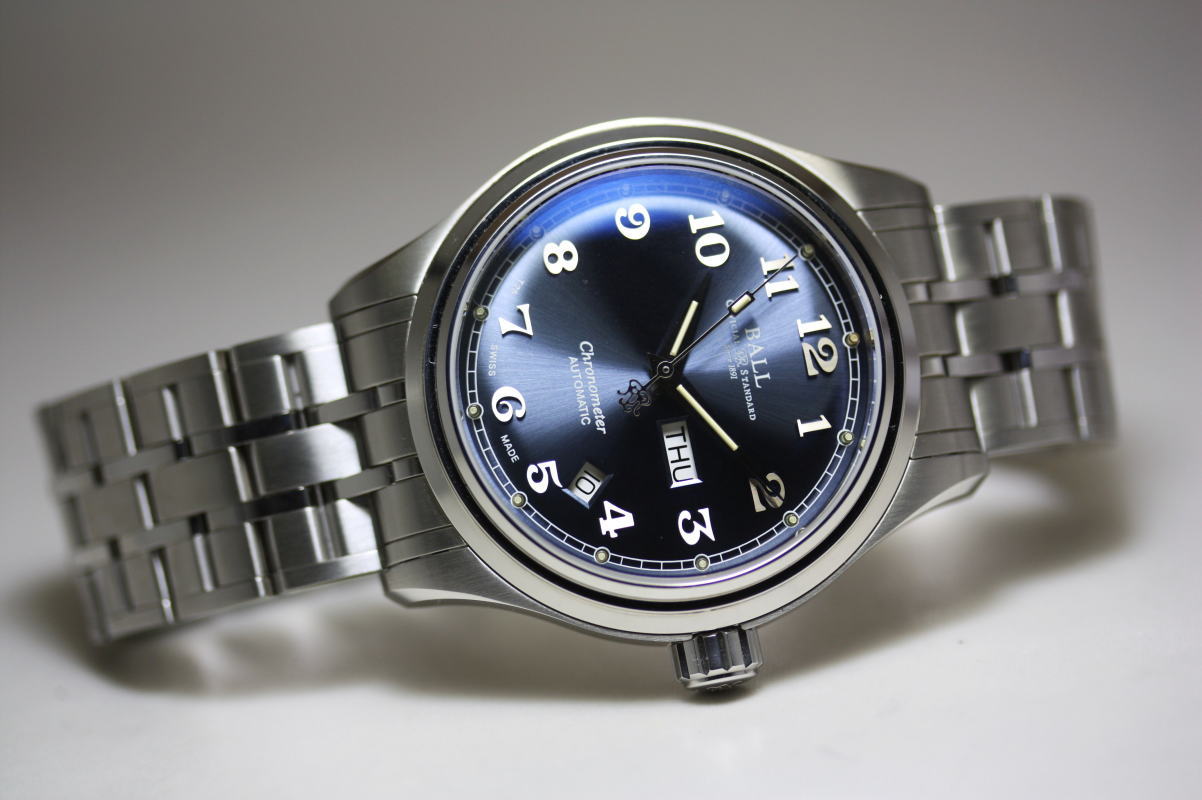 スイス製BALL WATCHトレインマスター・クリーブランド・エクスプレス自動巻きクロノメーター腕時計在庫処分価格のため、大特価の半額です！