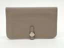 【★美品★】《送料込》 HERMES エルメス 『ドゴンGM(Dogon DUO/デュオ)』 《トゥルティエールグレーパール×シルバー金具×トゴ×□F刻印》財布/二つ折り/コインケース/カードケース/レザー/Togo/Gris tourterelle palla 【★セレブ愛用★】 27838K0290 @【中古】