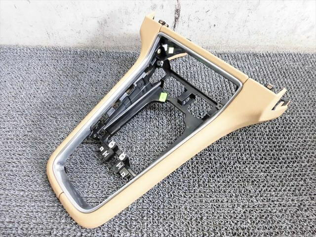 【中古】ポルシェ パナメーラ 純正 ノーマル シフトパネル センターパネル 971864087A / 2G11-832