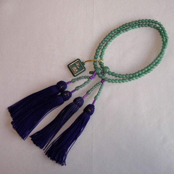 ■送料無料■ 女性用数珠（二輪）翡翠正絹紫頭房 【桐箱入り】