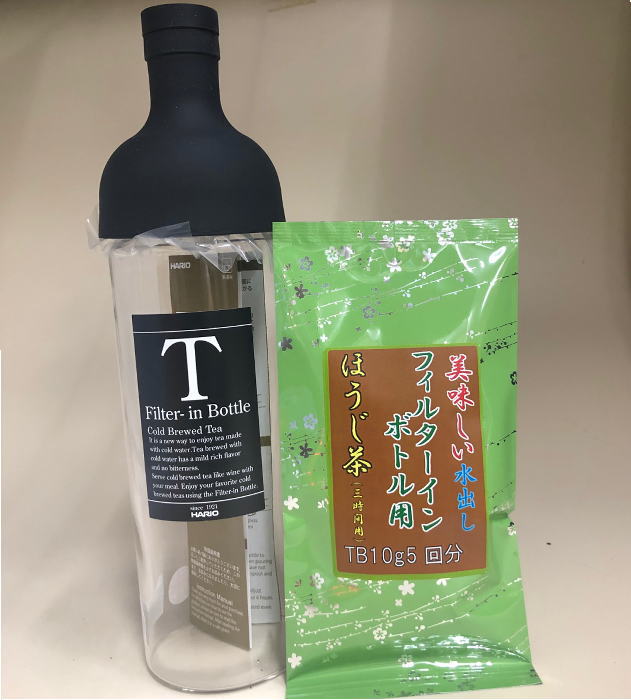 HARIO（ハリオ）フィルターインボトル ブラック750ml <strong>水出しお茶ボトル</strong>に最適のほうじ茶TB10g5回用付き あす楽