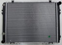 【代引き発送可能/送料無料】ベンツ R107 SLクラス 420SL 500SL 560SL (V8) BEHR HELLA製 ラジエター ラジエーター新品 (1075002603)
