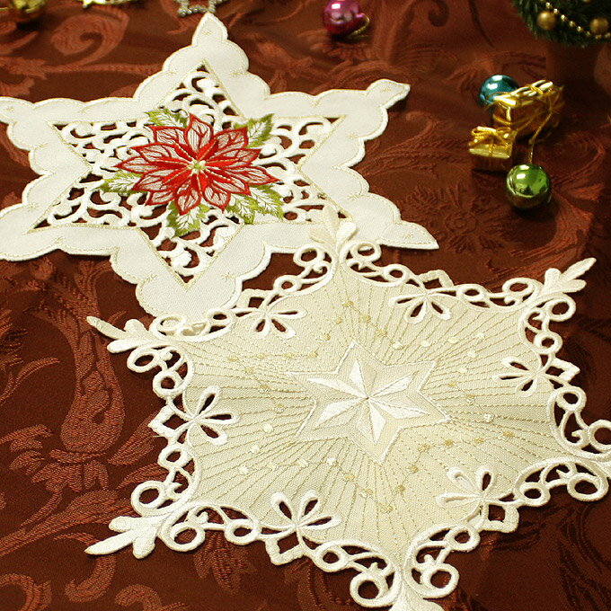 カットワーク＆刺繍クリスマスドイリー（花瓶敷き）約30cmRami-bruggeのクリスマス