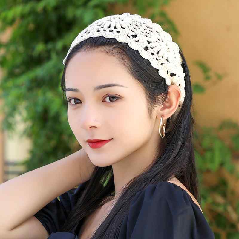 秋冬 コーデ レディース ファッション オシャレ アイテム カワイイ シンプル 大人カワイイ 帽子 ヘア バンド ヘッド レース 通気性 エレガント カバー