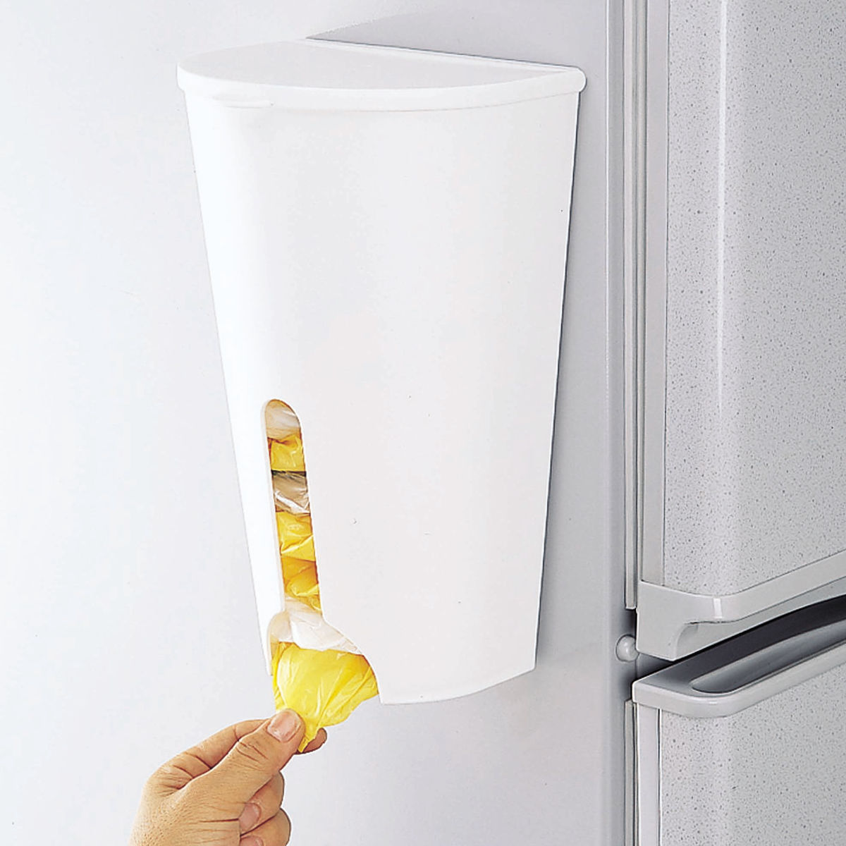 ポリ袋ストッカー マグネットストッカー 磁石+吸盤付き Mag-On ( レジ袋ホルダー ゴミ袋入れ レジ袋ストッカー 冷蔵庫横 ゴミ袋ストッカー ポリ袋ホルダー レジ袋 収納 整理 )