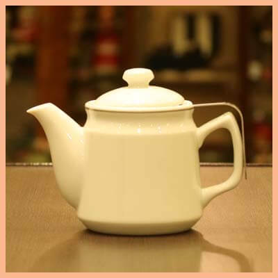 茶こし付き ティーポット 陶器製（無地）600ml／おすすめの紅茶ポット ロンドンティール…...:londontearoom:10000399