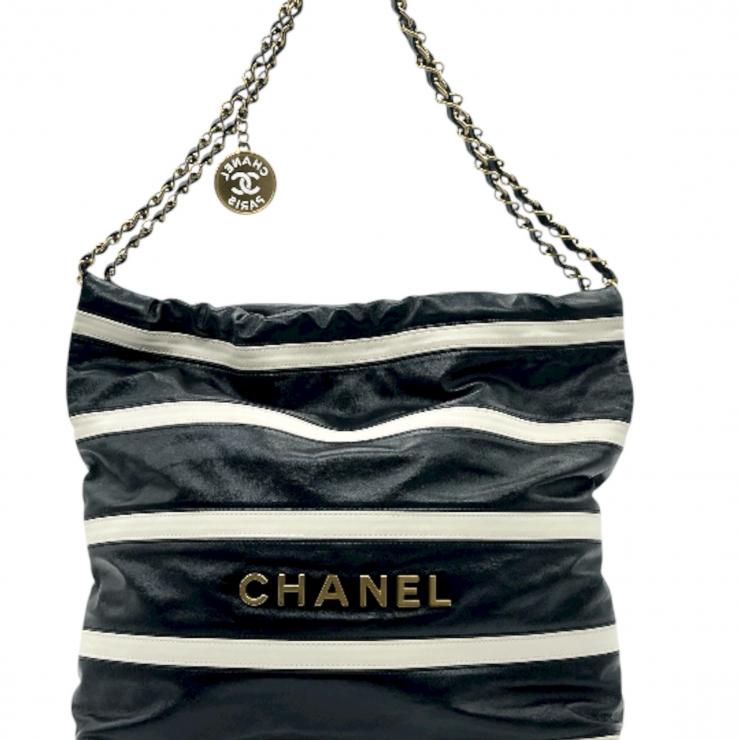 CHANEL シャネル CHANEL22 スモール シャイニーカーフスキンハンドバッグ トートバッグ ブラック ホワイト ゴールド ★美品★