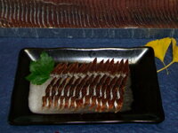 お母さんへのサプライズギフトに新潟県村上市の美味しい鮭製品を[母の日プレゼント・メッセージカード付]【鮭の酒びたし 半身スライス】豊かな香りと濃厚な味が絶品！