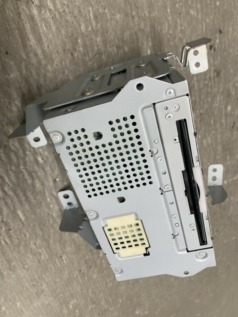 日産 フーガ 250GT Aパッケージ 寒冷地 前期(Y51) 純正 ナビユニット カーナビ NAU-P810FJP p052501 中古20250205