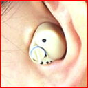 超小型で軽量!簡単補聴器 税込み 2個で送料が無料かんたんに装着できる 補聴器の入門編聞こえる事がこんなに楽しい! 難聴者の方へお勧め