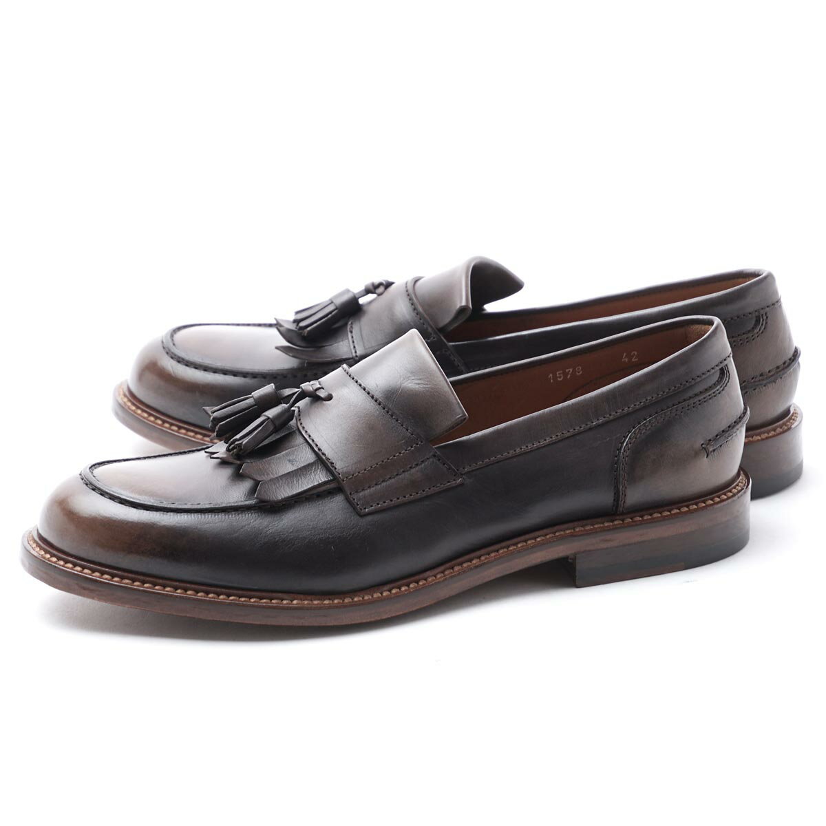 デュカルス DOUCAL'S タッセルローファー