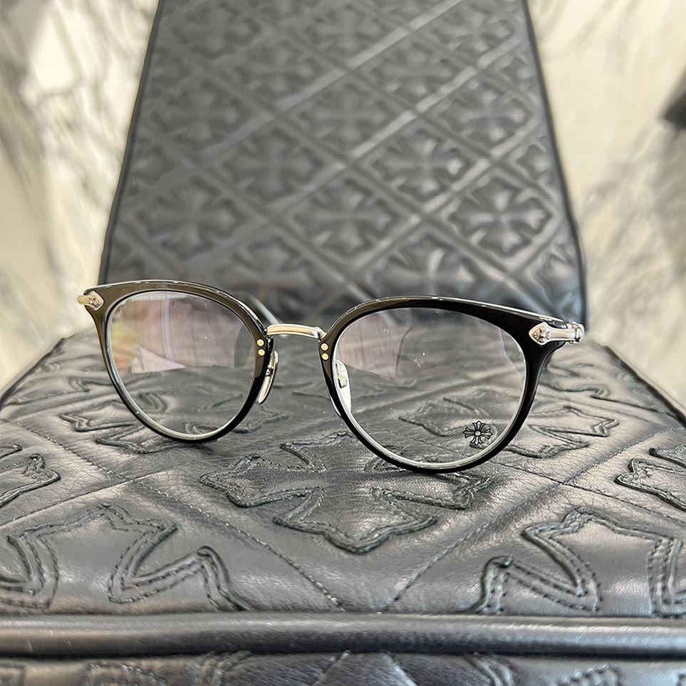 CHROME HEARTS FANX HUNEY Sunglasses Size 47口21-145 クロムハーツ ファンクス・ハニー サングラス 眼鏡 伊達メガネ アイウェア CHプラス装飾 RS3 ホースシュー シルバー925 ブラック サイズ47口21-145【250902】【中古-A】