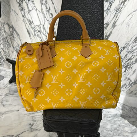 LOUIS VUITTON 2024SS Speedy P9 Bandouliere M24419 Size 40 ルイヴィトン スピーディP9 バンドリエール 40 ショルダーバッグ ハンドバッグ モノグラム 2way イエロー×ホワイト×ゴールド サイズ40【250905】【ほぼ新品】