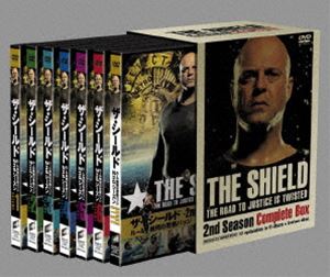[送料無料] ザ・シールド ルール無用の警察バッジ 2ndシーズン コンプリート ボックス [DVD]