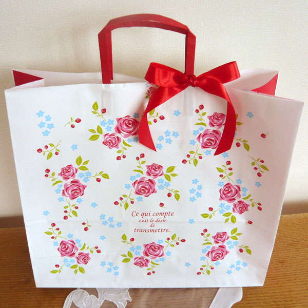 줤ʥХλХåǤĤʤΤǡץ쥼ȤФȤХåȤƻȤäƤޤ֤ܥĤƤ˲İʤޤեȥåԥ󥰡ڡѡХåס05P24sep10