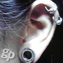 彩さんの耳のボディピアス画像★フレッシュトンネル/12.0mm(GG)(M)